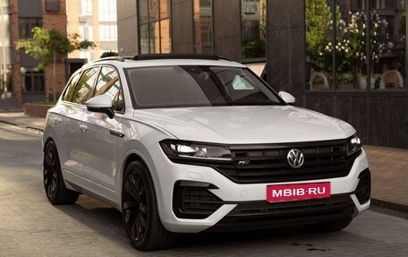 Volkswagen Touareg III, 2019 год, 6 150 000 рублей, 7 фотография