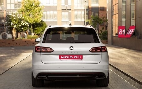 Volkswagen Touareg III, 2019 год, 6 150 000 рублей, 2 фотография