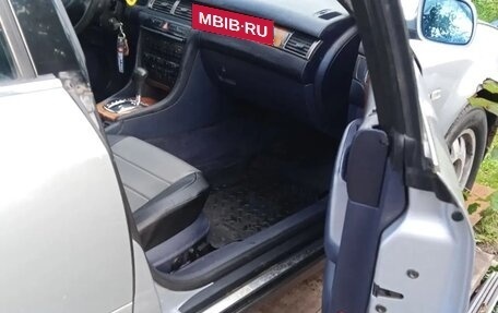 Audi A6, 1998 год, 335 000 рублей, 12 фотография