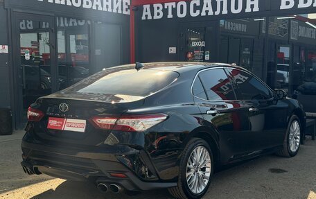 Toyota Camry, 2019 год, 2 600 000 рублей, 11 фотография