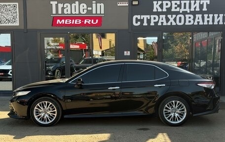 Toyota Camry, 2019 год, 2 600 000 рублей, 7 фотография
