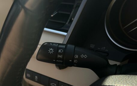 Toyota Camry, 2019 год, 2 600 000 рублей, 18 фотография