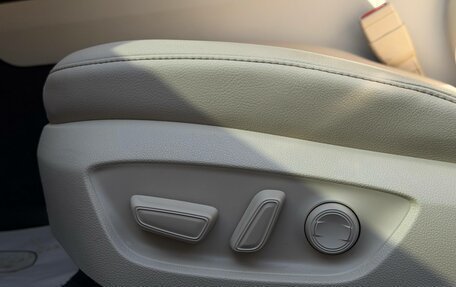 Toyota Camry, 2019 год, 2 600 000 рублей, 27 фотография