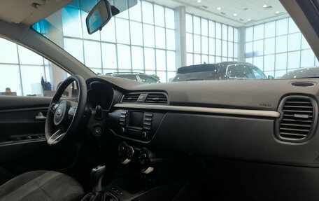 KIA Rio IV, 2017 год, 1 099 000 рублей, 13 фотография