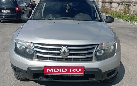 Renault Duster I рестайлинг, 2015 год, 420 000 рублей, 2 фотография