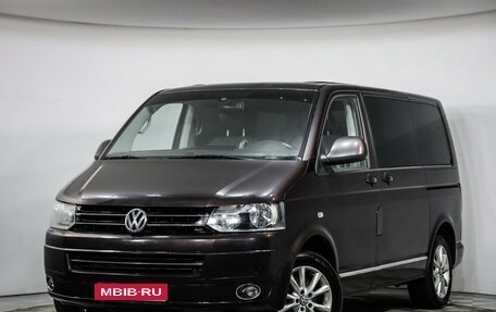 Volkswagen Multivan T5, 2011 год, 2 278 000 рублей, 1 фотография