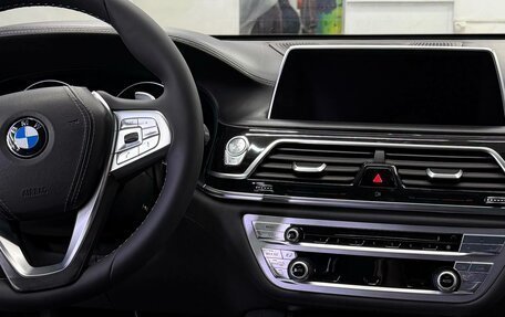 BMW 7 серия, 2015 год, 2 850 000 рублей, 25 фотография