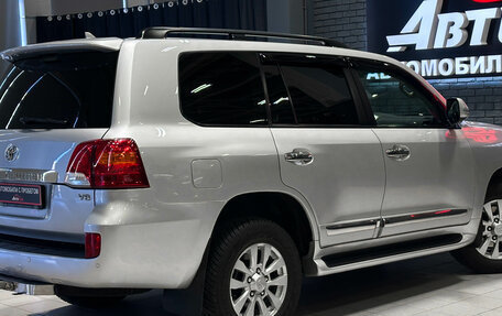 Toyota Land Cruiser 200, 2014 год, 3 490 000 рублей, 6 фотография