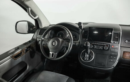 Volkswagen Multivan T5, 2011 год, 2 278 000 рублей, 9 фотография