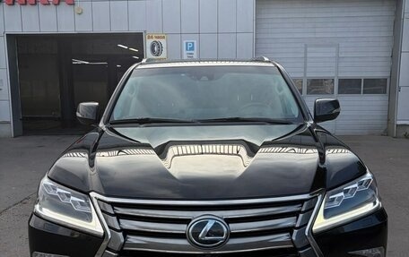 Lexus LX III, 2017 год, 7 400 000 рублей, 2 фотография