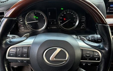 Lexus LX III, 2017 год, 7 400 000 рублей, 23 фотография