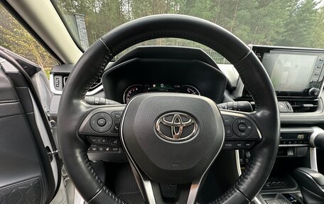 Toyota RAV4, 2022 год, 3 970 000 рублей, 9 фотография