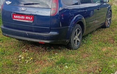 Ford Focus II рестайлинг, 2005 год, 450 000 рублей, 1 фотография