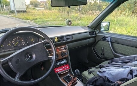 Mercedes-Benz W124, 1986 год, 420 000 рублей, 13 фотография