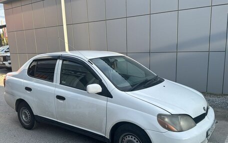 Toyota Platz, 2001 год, 396 000 рублей, 3 фотография