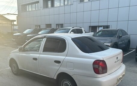 Toyota Platz, 2001 год, 396 000 рублей, 4 фотография