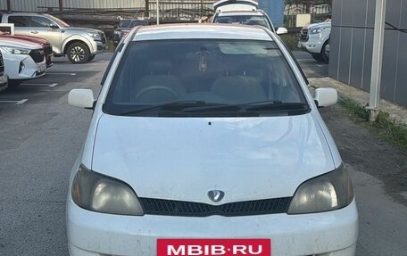 Toyota Platz, 2001 год, 396 000 рублей, 2 фотография