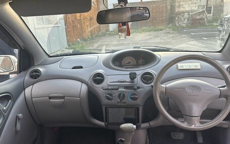 Toyota Platz, 2001 год, 396 000 рублей, 11 фотография
