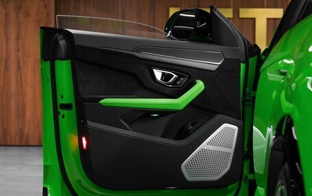 Lamborghini Urus I, 2022 год, 25 700 000 рублей, 9 фотография