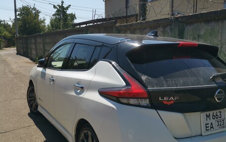 Nissan Leaf II, 2020 год, 1 590 000 рублей, 3 фотография