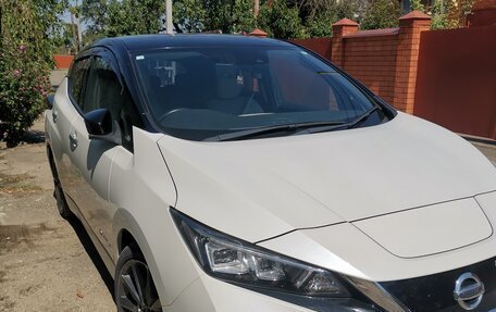 Nissan Leaf II, 2020 год, 1 590 000 рублей, 6 фотография