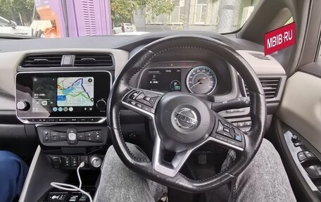 Nissan Leaf II, 2020 год, 1 590 000 рублей, 10 фотография