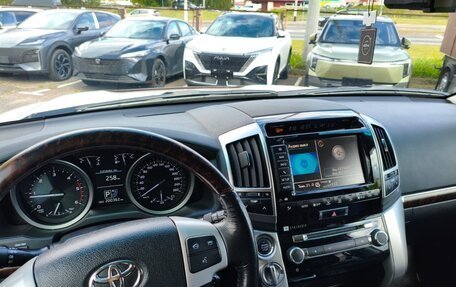 Toyota Land Cruiser 200, 2013 год, 3 887 698 рублей, 4 фотография