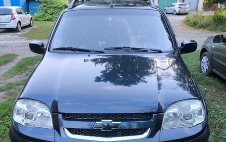 Chevrolet Niva I рестайлинг, 2010 год, 450 000 рублей, 3 фотография