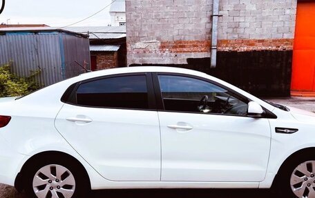 KIA Rio III рестайлинг, 2014 год, 1 020 000 рублей, 2 фотография