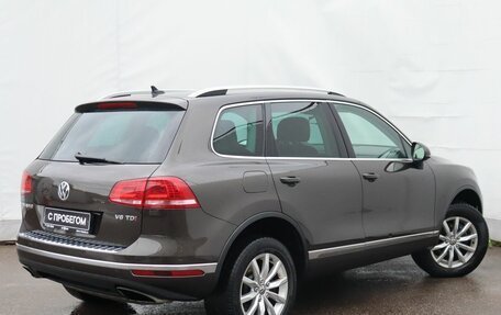 Volkswagen Touareg III, 2015 год, 2 850 000 рублей, 4 фотография