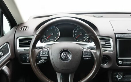 Volkswagen Touareg III, 2015 год, 2 850 000 рублей, 15 фотография