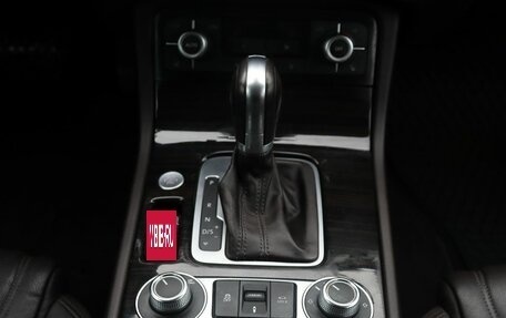 Volkswagen Touareg III, 2015 год, 2 850 000 рублей, 20 фотография
