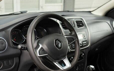 Renault Logan II, 2019 год, 950 000 рублей, 11 фотография