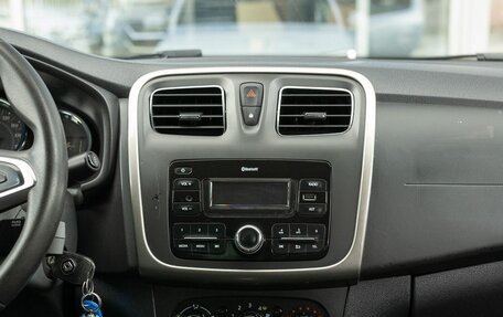Renault Logan II, 2019 год, 950 000 рублей, 13 фотография