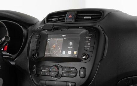 KIA Soul II рестайлинг, 2017 год, 1 685 000 рублей, 9 фотография
