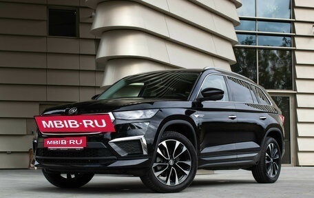 Skoda Kodiaq I, 2023 год, 5 037 000 рублей, 2 фотография