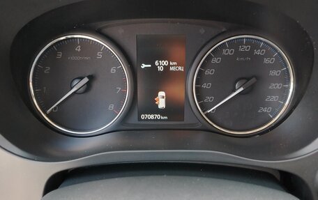 Mitsubishi Outlander III рестайлинг 3, 2022 год, 2 890 000 рублей, 13 фотография