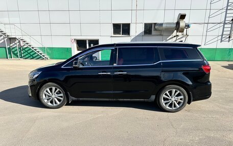 KIA Carnival III, 2019 год, 2 750 000 рублей, 4 фотография