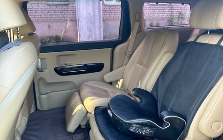 KIA Carnival III, 2019 год, 2 750 000 рублей, 13 фотография