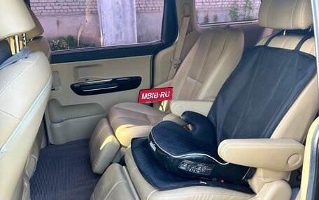 KIA Carnival III, 2019 год, 2 750 000 рублей, 17 фотография