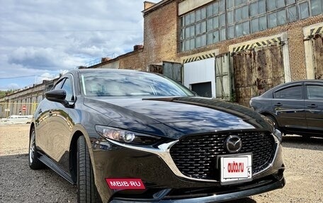 Mazda 3, 2021 год, 1 880 000 рублей, 4 фотография