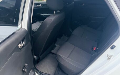 Hyundai Solaris II рестайлинг, 2018 год, 630 000 рублей, 5 фотография