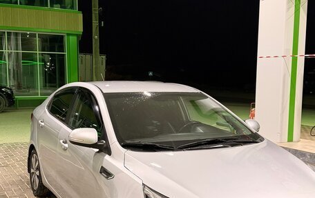 KIA Rio III рестайлинг, 2015 год, 800 000 рублей, 2 фотография