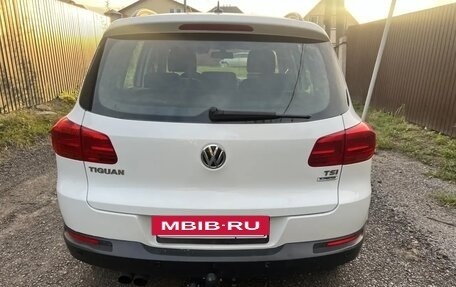Volkswagen Tiguan I, 2015 год, 850 000 рублей, 3 фотография