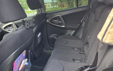 Toyota RAV4, 2011 год, 1 300 000 рублей, 10 фотография
