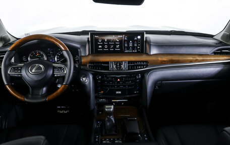 Lexus LX III, 2016 год, 8 000 000 рублей, 14 фотография