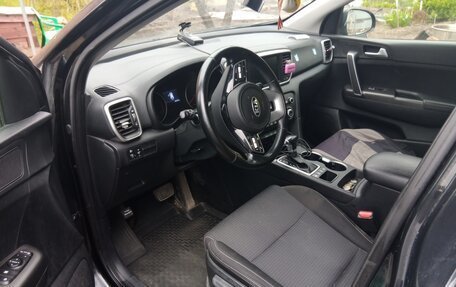 KIA Sportage IV рестайлинг, 2020 год, 2 100 000 рублей, 5 фотография