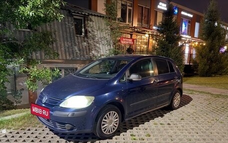 Volkswagen Golf Plus I, 2007 год, 360 000 рублей, 2 фотография