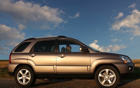 KIA Sportage II, 2009 год, 769 000 рублей, 2 фотография