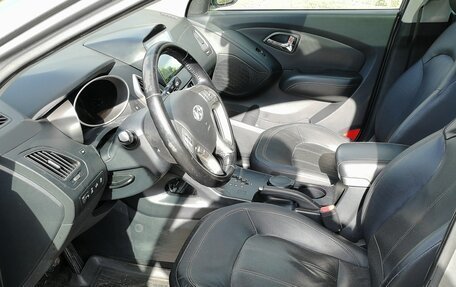 Hyundai ix35 I рестайлинг, 2011 год, 870 000 рублей, 7 фотография
